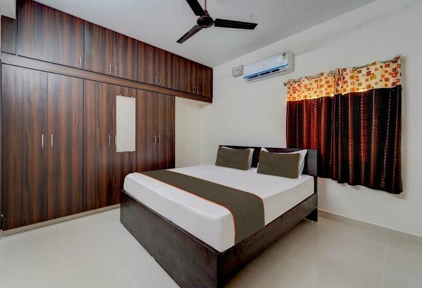 デラックスルーム, Fabexpress New Balaji Home Stay