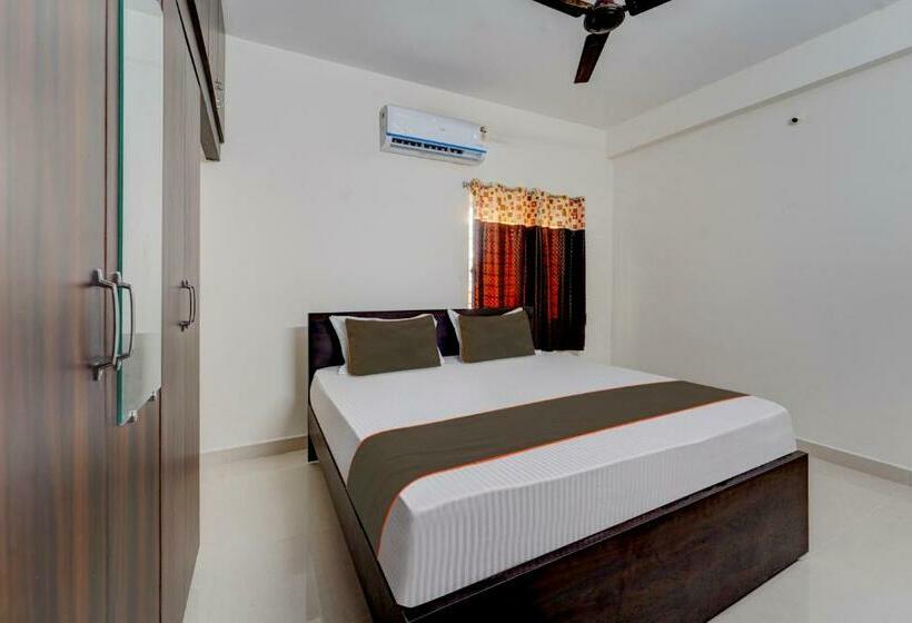 デラックスルーム, Fabexpress New Balaji Home Stay