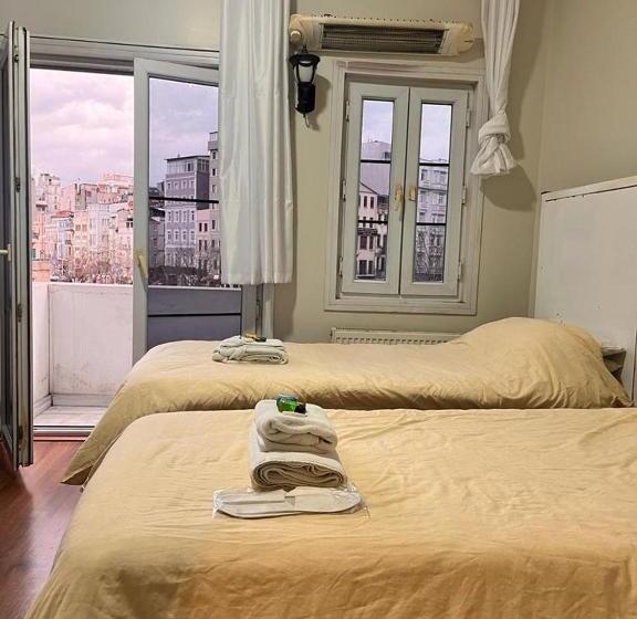 琮城市景观的豪华间, Kuzgun House