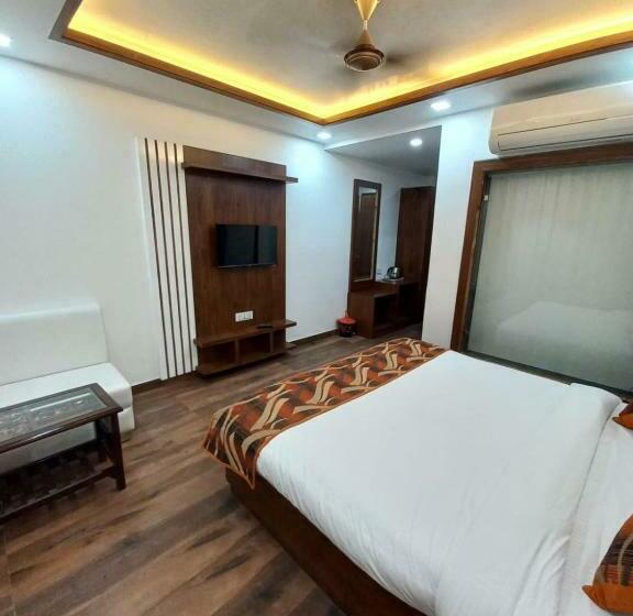 デラックスルーム, Taste Of India