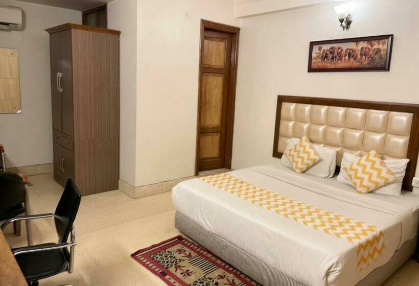 Quarto Estandar com Sacada, Lutyens Villa Guest House Rooms