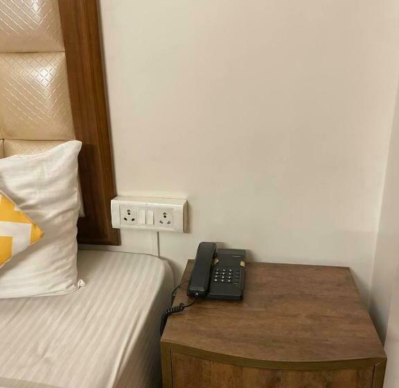 Quarto Estandar com Sacada, Lutyens Villa Guest House Rooms