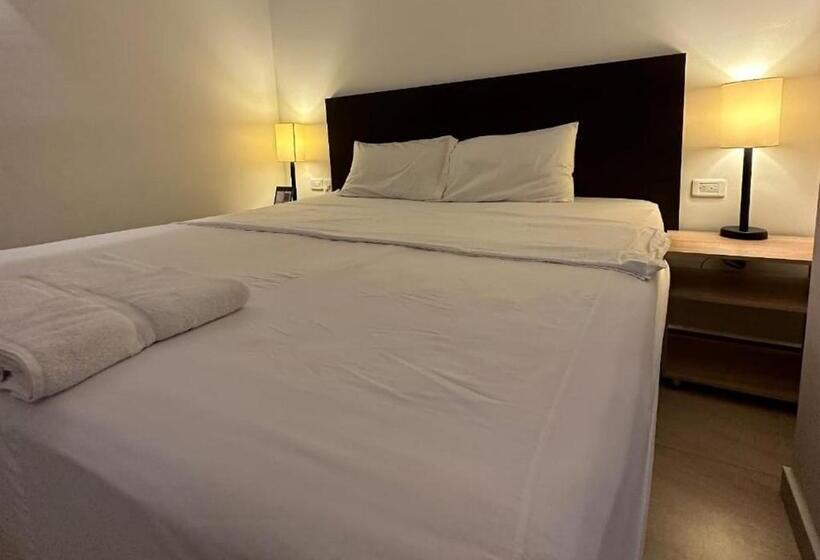 Номер Стандарт, Opera, Centro Medellín, Entertainment,y Bar, Solo Adultos
