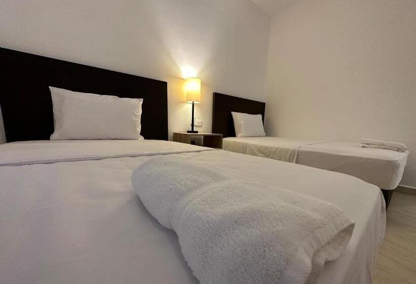 Номер Стандарт, Opera, Centro Medellín, Entertainment,y Bar, Solo Adultos