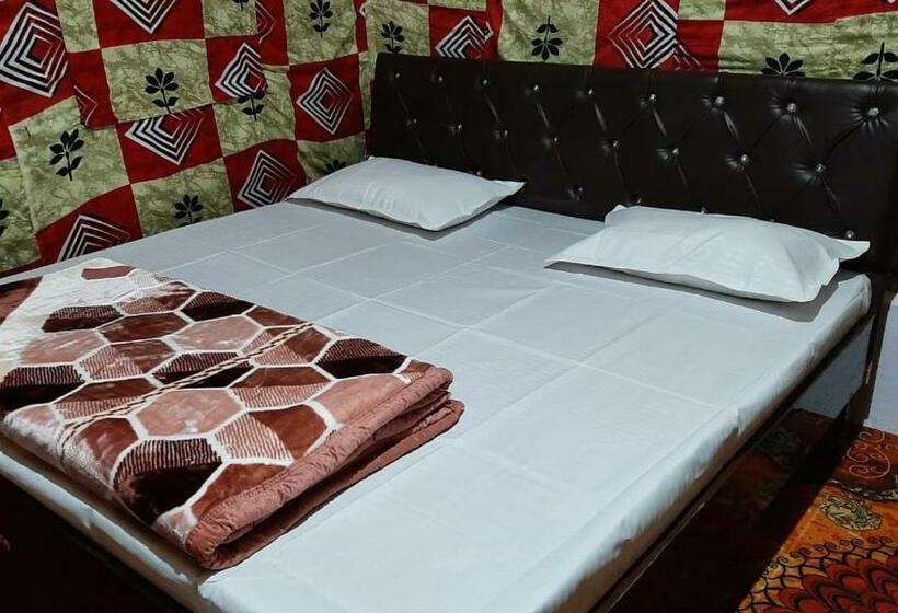 디럭스 룸, Djsr Camp