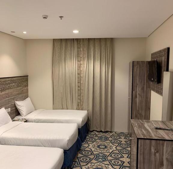 4 Bett Standardzimmer, فندق ليما الذهبي