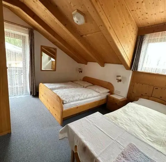 Huoneisto 1 Makuuhuone Puutarhanäkymä, B&b & Apartments Gasser