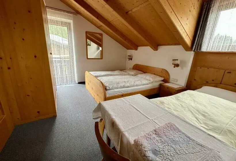 Huoneisto 1 Makuuhuone Puutarhanäkymä, B&b & Apartments Gasser