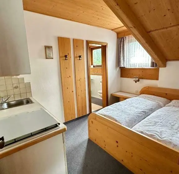 Huoneisto 1 Makuuhuone, B&b & Apartments Gasser