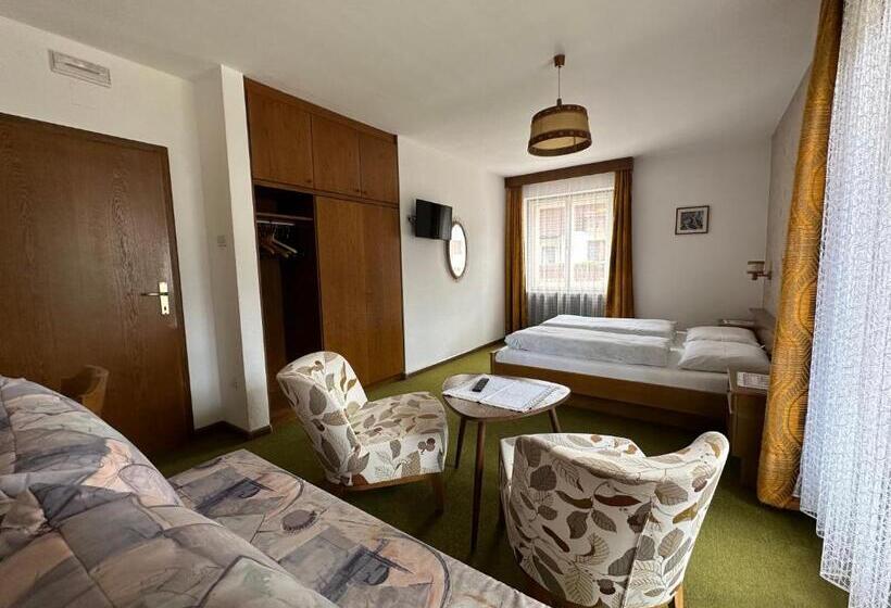 חדר סטנדרט טריפל חדר רחצה חיצוני, B&b & Apartments Gasser