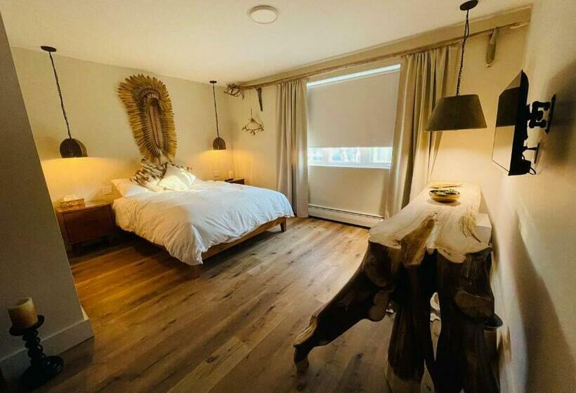 디럭스 룸, Wickiup Hébergement