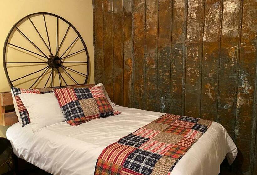 스탠다드 룸 공동 욕실, Wickiup Hébergement