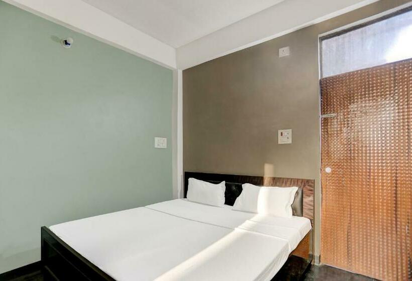 Трехместный Номер Классика, Oyo T Heritage Hotel And Restaurant