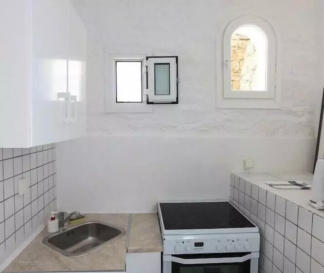 استودیوی استاندارد, Adikri Villas & Suites