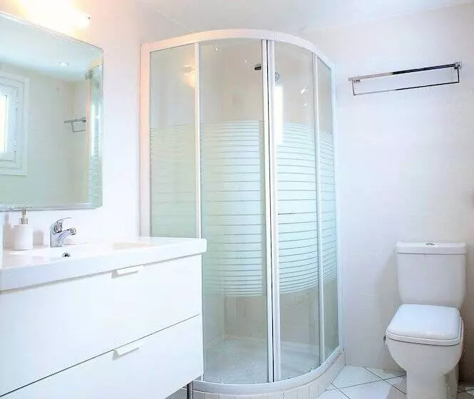 ویلای 3 خوابه, Adikri Villas & Suites