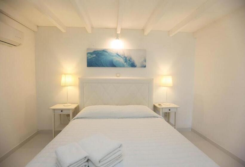 דירת חדר עם טרסה, Adikri Villas & Suites