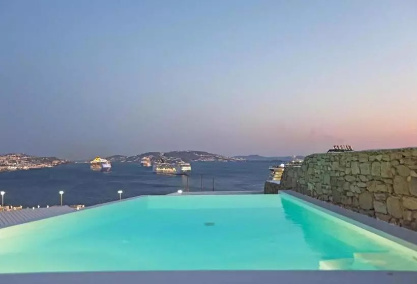 ویلای یک اتاق خوابه با استخر شنا, Adikri Villas & Suites