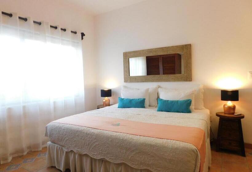 Апартаменты Deluxe 2 Спальни, Fabiola Condo