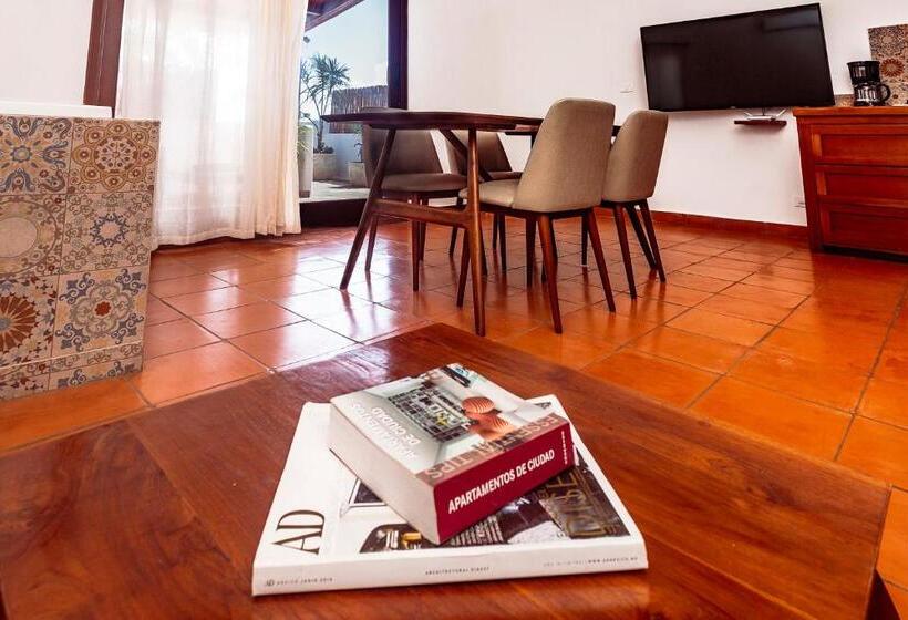 Апартаменты Пентхаус 1 Спальня, Fabiola Condo