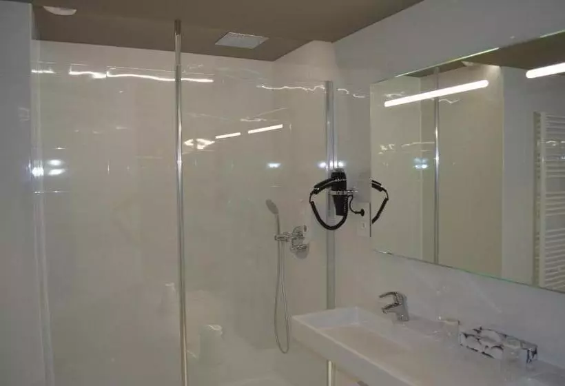 Huoneisto 1 Makuuhuone, Brit Hotel & Spa Saint Brieuc Plérin