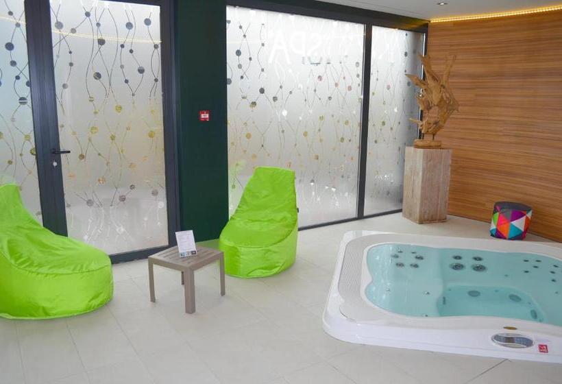 Номер Комфорт, Brit Hotel & Spa Saint Brieuc Plérin