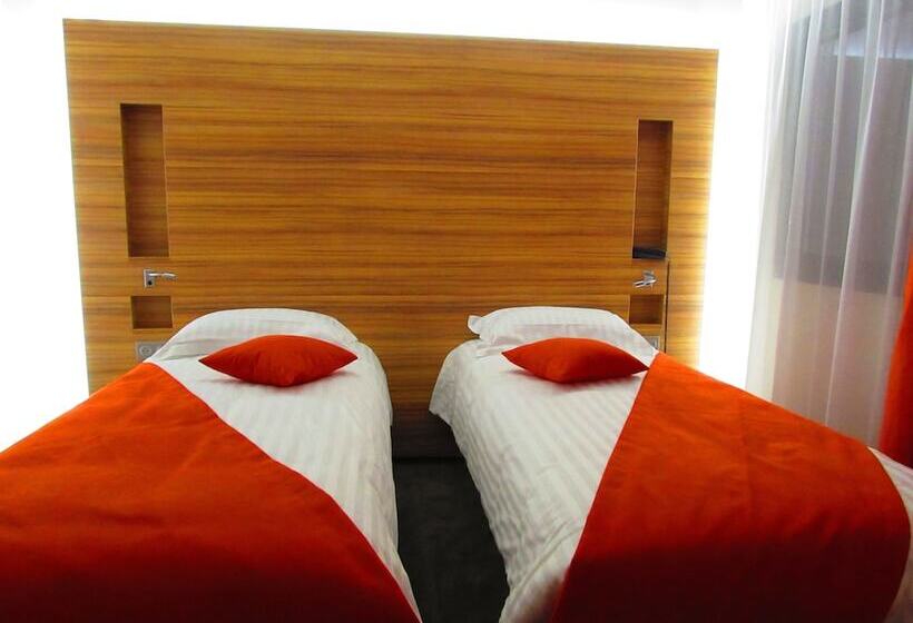 Семейный Номер, Brit Hotel & Spa Saint Brieuc Plérin