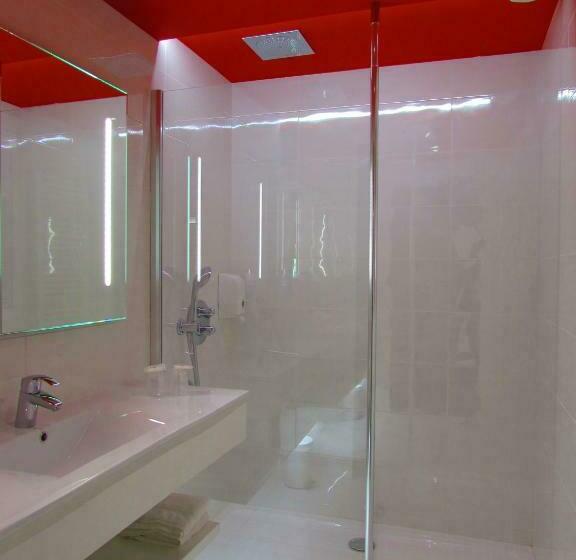 Номер Престиж, Brit Hotel & Spa Saint Brieuc Plérin
