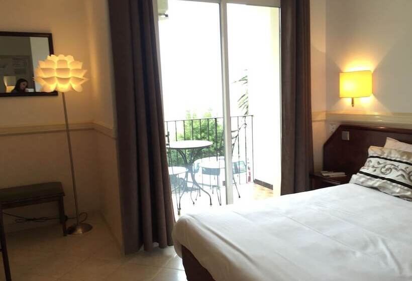 수피리어 전망 룸, Des Roches