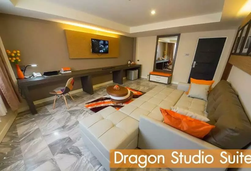 استودیوی استاندارد, Dragon River Avenue