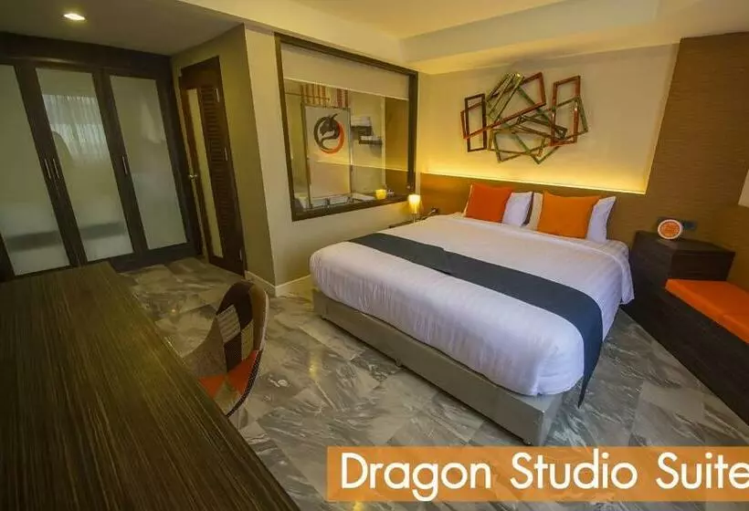 استودیوی استاندارد, Dragon River Avenue