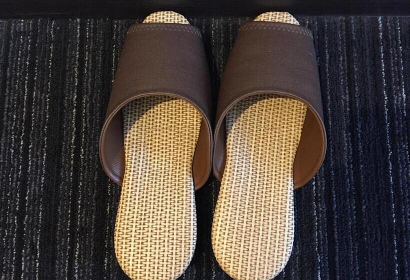 Quarto Estandar Individual, Fukui Manten Hotel Ekimae