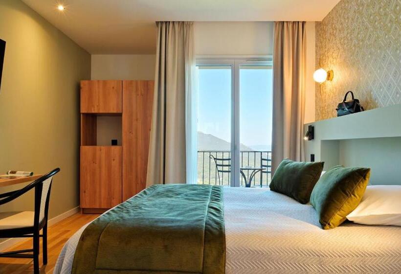 디럭스 테라스 룸 바다 전망, Des Roches