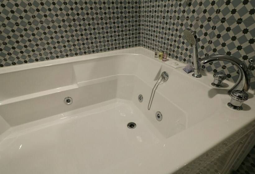 غرفة بريميوم, Ignis