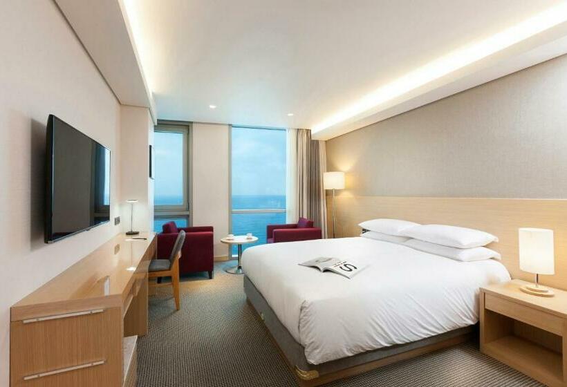 オーシャンビューデラックスルーム, Regent Marine The Blue