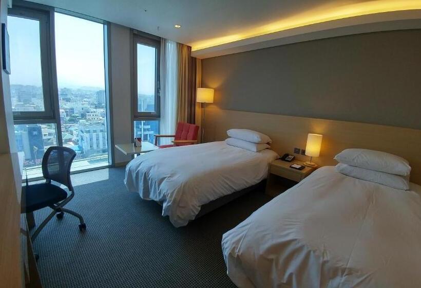 スタンダードシティビュールーム, Regent Marine The Blue