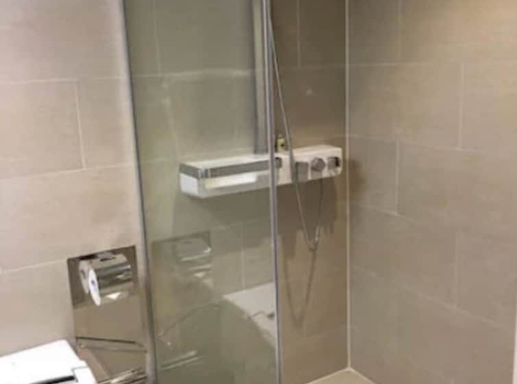 オーシャンビュースーペリアールーム, Regent Marine The Blue