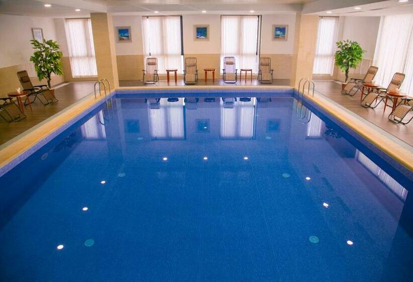 اتاق استاندارد با تخت بزرگ, Shera Inn