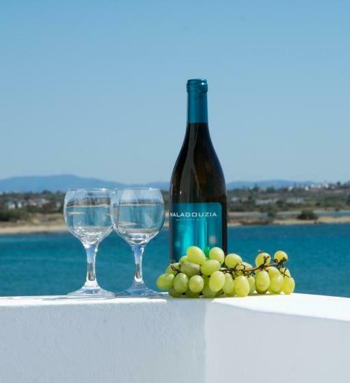 Номер Стандарт Вид на Море, Georgia Mare