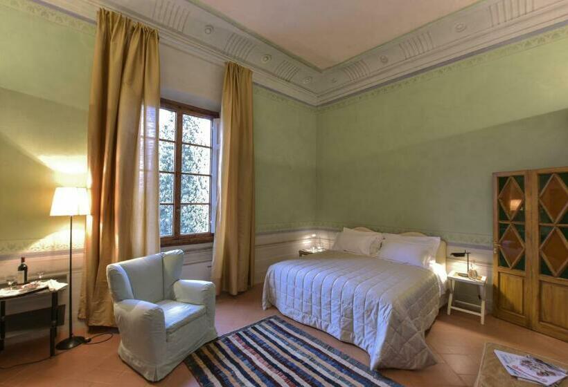 اتاق لوکس, Torre Dei Lari Residenza D Epoca