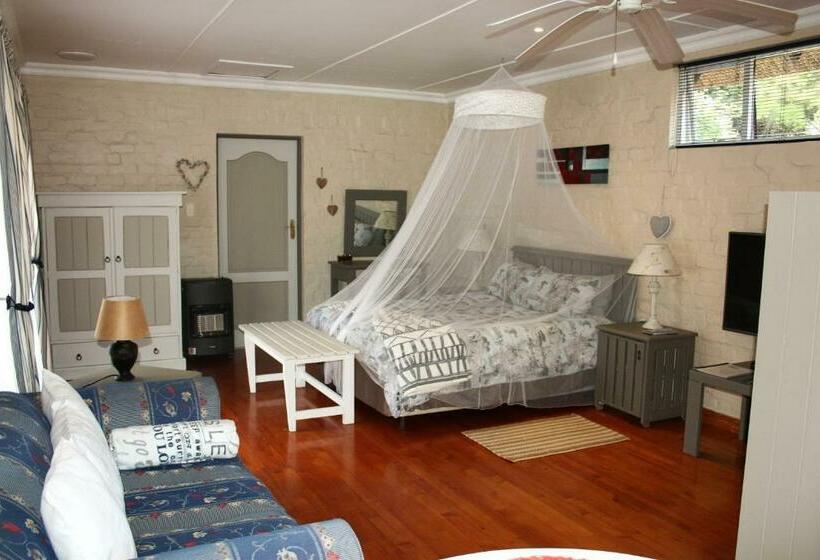 标准工作室, Cloverleigh Guest House