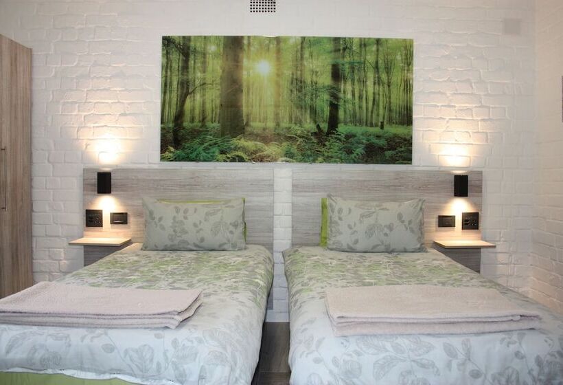 Номер Стандарт, Cloverleigh Guest House