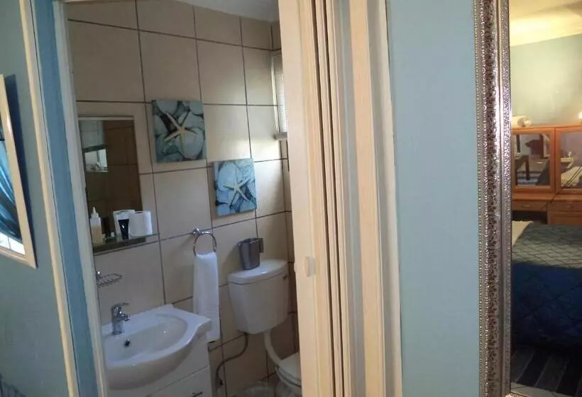 استودیوی استاندارد, Heatherdale Guesthouse & Shuttle Services