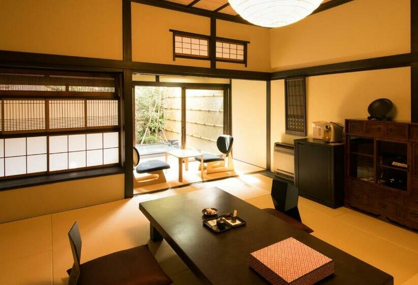 חדר סטנדרט, Ito Ryokuyu