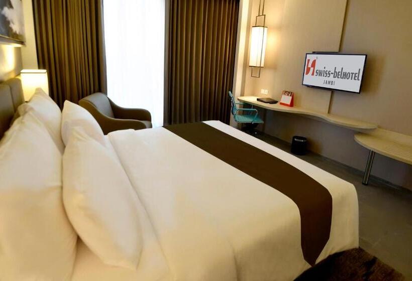 غرفة ديلوكس, Swiss Belhotel Jambi