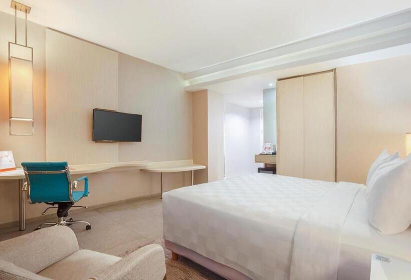 Номер Deluxe, Swiss Belhotel Jambi