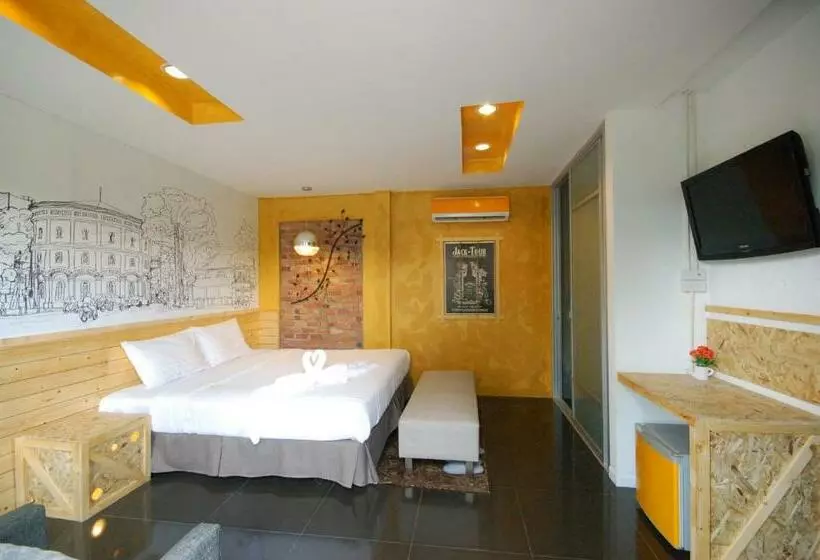 スタンダードルーム, Kamala Regent Residence