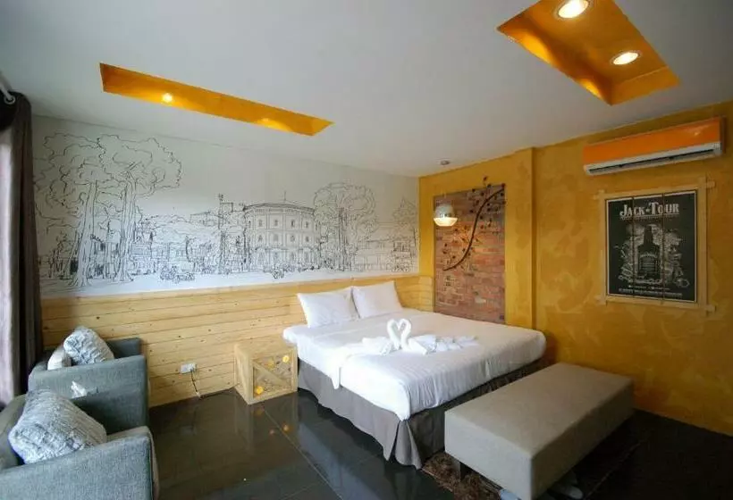 スタンダードルーム, Kamala Regent Residence