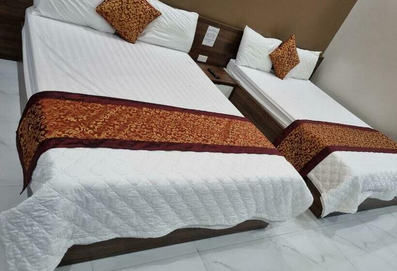 اتاق استاندارد سه نفره, Châu Giang Hotel Cửa Lò