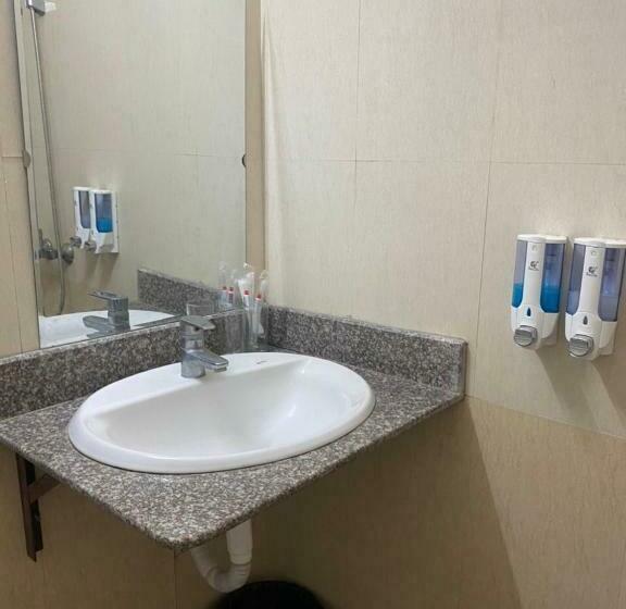 اتاق استاندارد چهار تخته, Châu Giang Hotel Cửa Lò