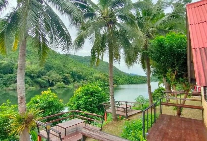 Бунгало Стандарт Вид на Море, Lake Hill Resort Kanchanaburi